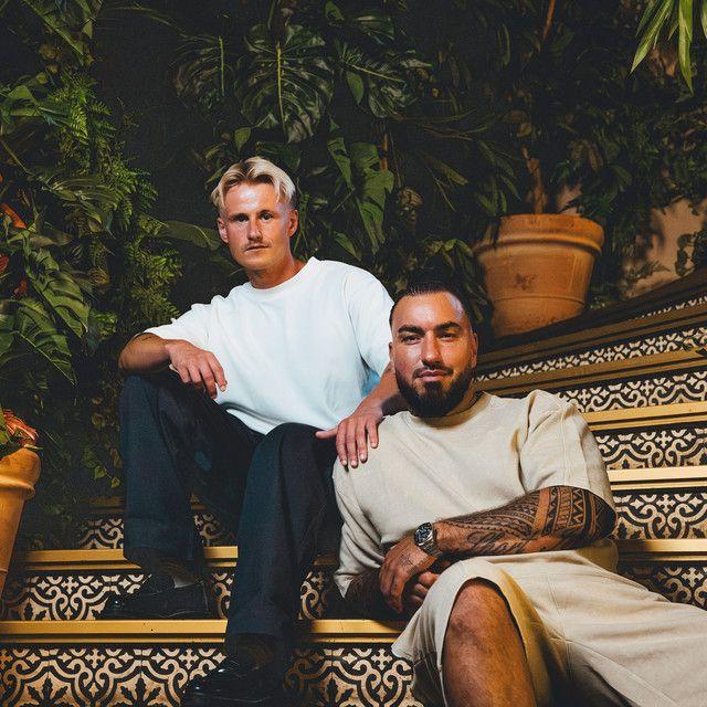 Daniel Schulz og Joey Moe er helt solgt på “LÆKKER PÅ”