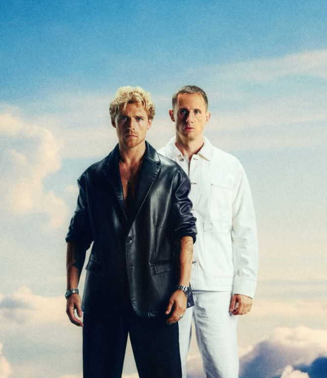 Christopher og Benjamin Hav: To verdener mødes på “Larger Than Life”